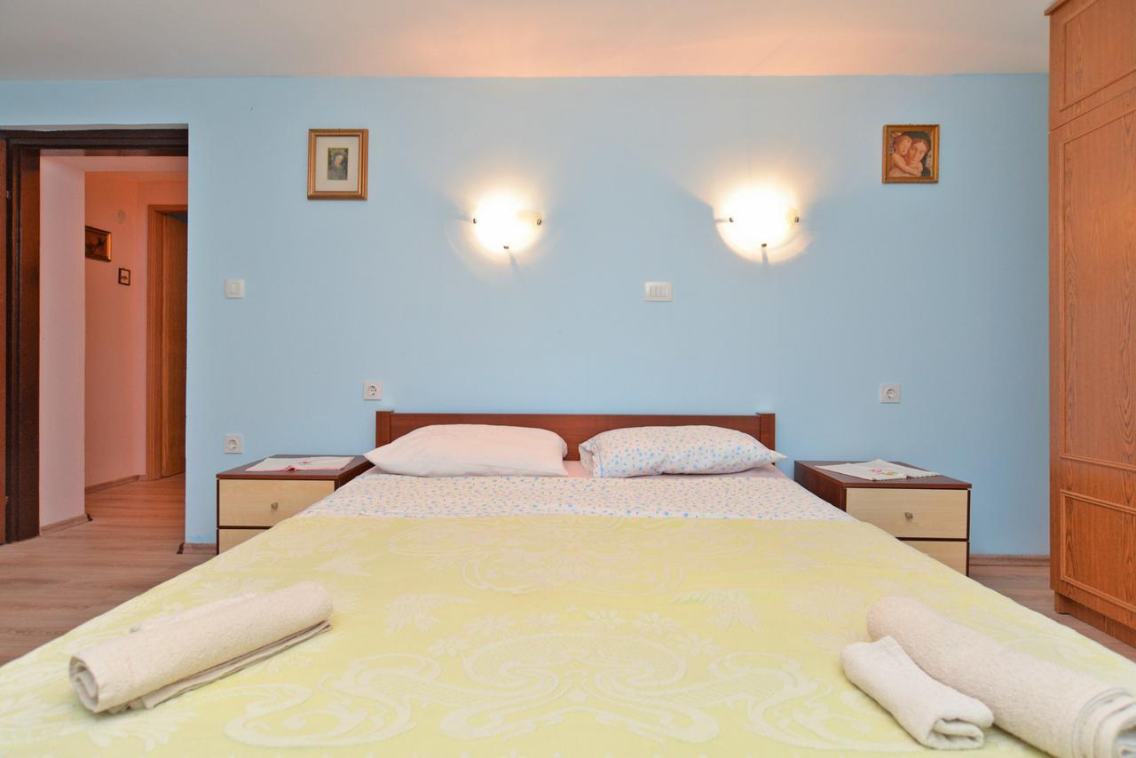 House Biserka 1736 Premantura Ngoại thất bức ảnh